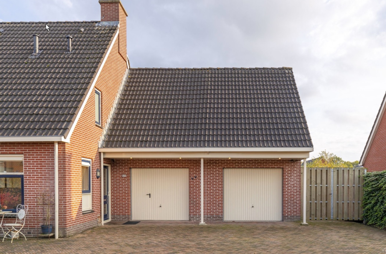 Garages.jpg